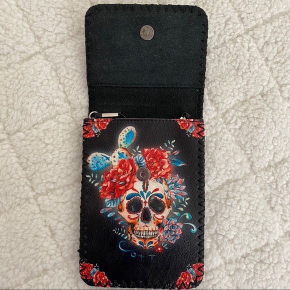 $8 or 3 for $20‼️CLEARANCE‼️Cellphone Crossbody Pouch/Wallet - Picture 6 of 8